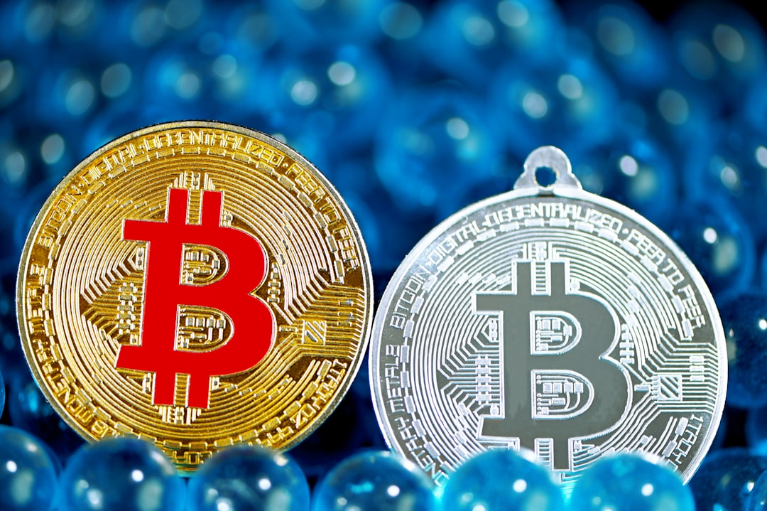 Bitcoin Dips Below $90K As Trump Claims Maduro Captured In Venezuela Strike - Yellow.com